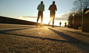 5 Tips Melakukan Slow Jogging secara Efektif